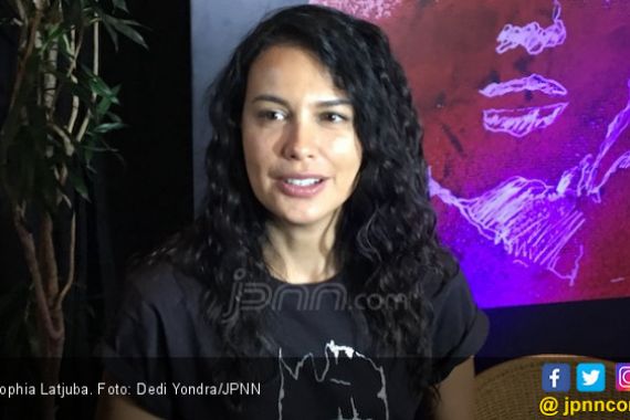 Sophia Latjuba Tolak Job demi Main Teater tentang Dayak - JPNN.COM