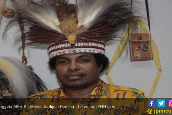 Pace Mervin Tolak Seleksi CPNS via Online di Papua Barat - JPNN.COM
