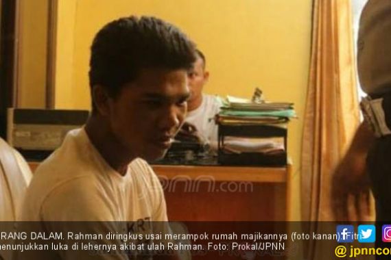 Hanya Pakai Celana Dalam, Rahman Dorong Fitri ke Toilet - JPNN.COM