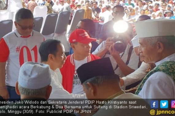 Terharu Bersama Jokowi dalam Doa Bersama untuk Sulteng - JPNN.COM