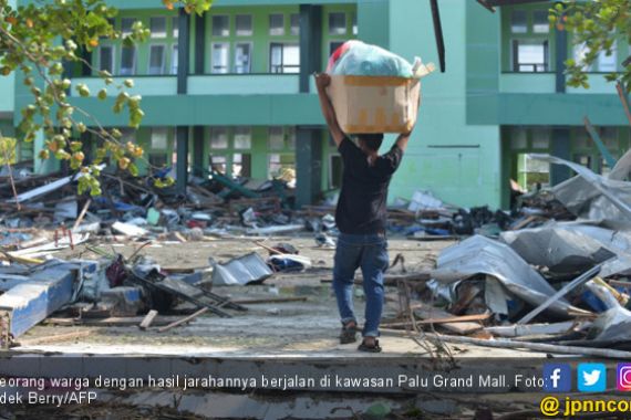 Jokowi Minta Penjarahan di Palu Jangan Dibesar-besarkan - JPNN.COM