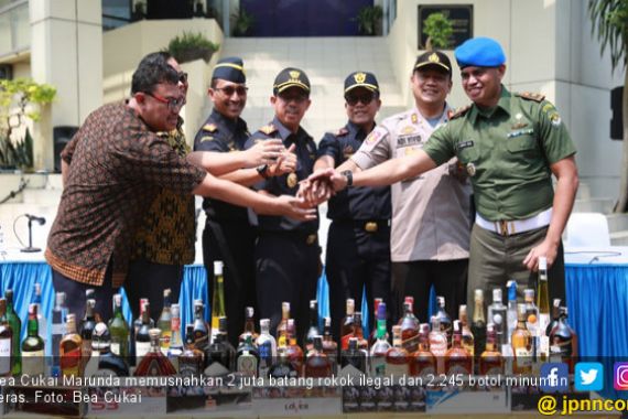 Bea Cukai Marunda Musnahkan 2 Juta Batang Rokok Ilegal - JPNN.COM