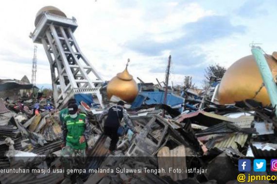 8 Korban Gempa Selamat Berkat Kubah Masjid Darul Muttaqin - JPNN.COM