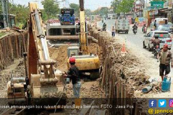 Kejar Target, Jarak Box Culvert Sememi Makin Menyusut - JPNN.COM