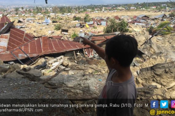 Kisah Pilu Ridwan Bocah Kelas 5 Korban Gempa Palu, Oh Mama - JPNN.COM