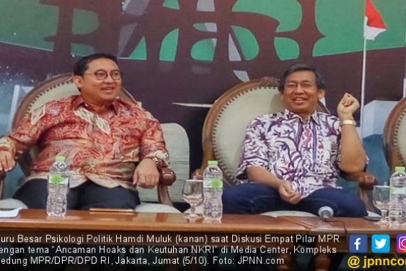 Pakar: Perlu Mengedukasi Masyarakat untuk Menghindari Hoaks - JPNN.COM