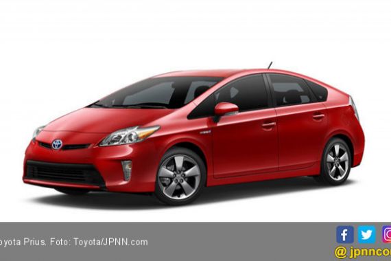 Ratusan Ribu Toyota Prius Kena Recall - JPNN.COM