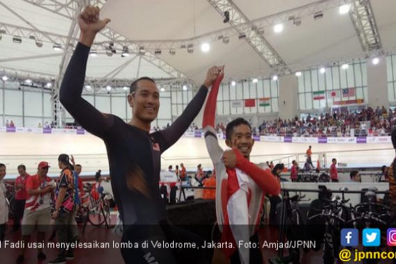 M Fadli Persembahkan Emas untuk Indonesia dari Balap Sepeda - JPNN.COM