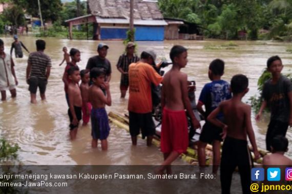 Dua Kabupaten di Sumbar Tanggap Darurat Banjir dan Longsor - JPNN.COM