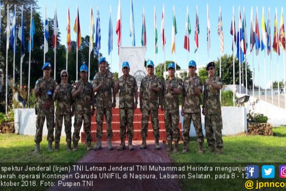 Irjen TNI Mengunjungi Prajurit Kontingen Garuda di Lebanon - JPNN.COM