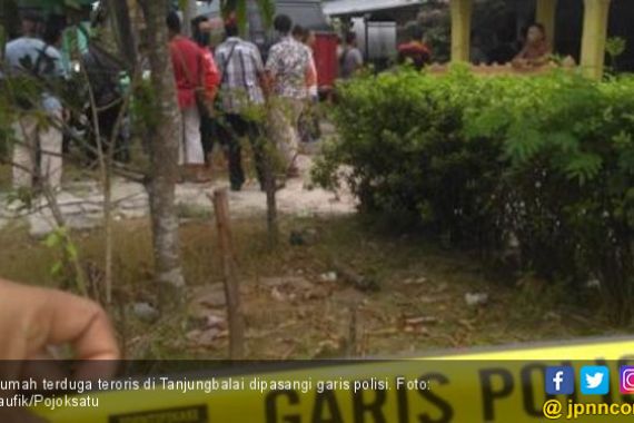 Dua Teroris yang Ditembak di Tanjungbalai Dikenal Sopan - JPNN.COM