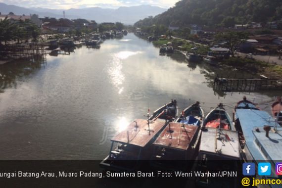 Pak Jokowi...Jika Laut adalah Tubuh, Sungai Tulang Rusuknya - JPNN.COM