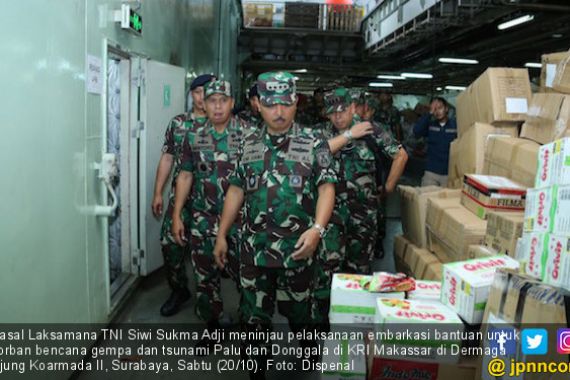 Kasal Tinjau Pelaksanaan Embarkasi Bantuan Gempa Palu - JPNN.COM