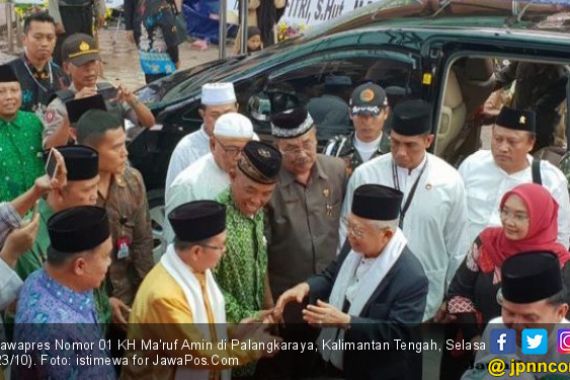 Kiai Ma'ruf Ajak Santri Melawan Pandangan Pesimistis Prabowo - JPNN.COM