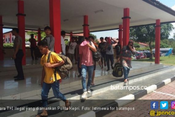 Polda Kepri Gagalkan Penyeludupan TKI Ilegal ke Malaysia - JPNN.COM