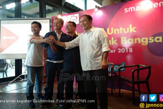 Cara Smartfren Gali Potensi Kreatif Generasi Milenial - JPNN.COM