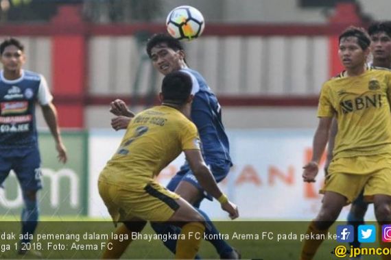 Laga Panas Bhayangkara FC vs Arema FC Tanpa Pemenang - JPNN.COM