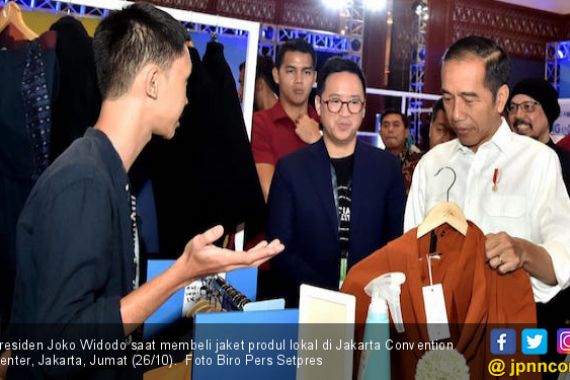 Jokowi Beli Jaket Lokal Rp 499 Ribu di IdeaFest 2018 - JPNN.COM