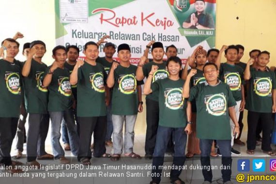 Maju Caleg DPRD Jatim, Hasanuddin Didukung Relawan Santri - JPNN.COM