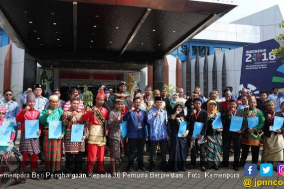 Kemenpora Beri Penghargaan Kepada 36 Pemuda Berprestasi - JPNN.COM