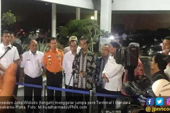 Jokowi Perintahkan Kerja 24 Jam Cari Lion Air JT610 - JPNN.COM