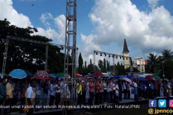 Kolekte 5.000 Umat Katolik Pesparani Disumbangkan ke Sulteng - JPNN.COM