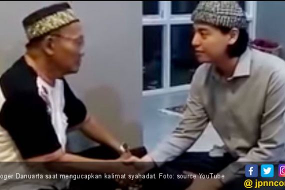 Roger Danuarta Masuk Islam, Nih Buktinya - JPNN.COM