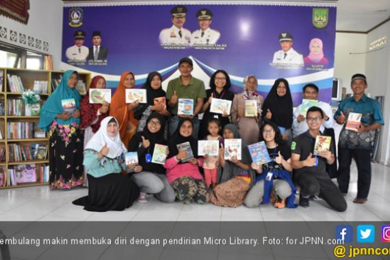 Keren! Sembulang Batam Punya Micro Library - JPNN.COM