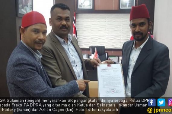 Mualem Berhentikan Muharuddin dari Ketua DPRA - JPNN.COM