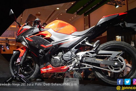 Kawasaki Ninja 250 Baru Sudah Pakai Smart Key - JPNN.COM