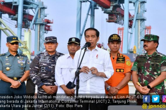 Jokowi Apresiasi Kerja Cepat Tim Pencari Korban Lion Air - JPNN.COM