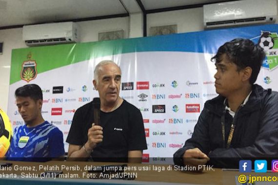 Gomez Minta Pemain Persib Fokus Pada 5 Laga ke Depan - JPNN.COM