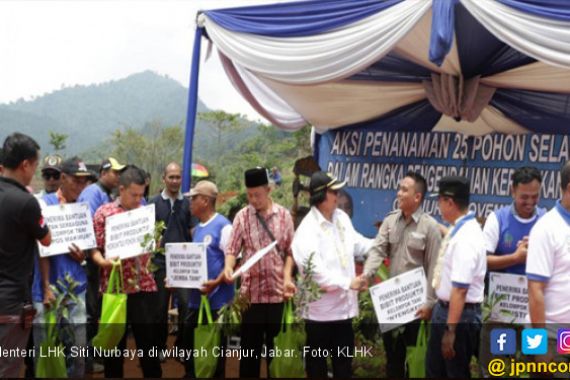 Menteri Siti Ajak Tanam 25 Pohon untuk Jaga Citarum - JPNN.COM