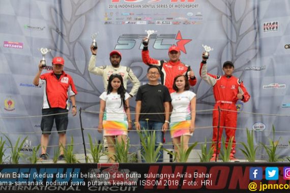 Satu Podium, Alvin Bahar dan Avila Bahar Ukir Sejarah - JPNN.COM