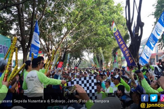 Tentara Repoeblik Onthel Meriahkan Sepeda Nusantara Sidoarjo - JPNN.COM