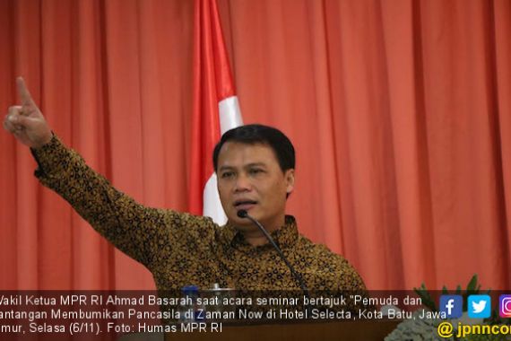 Basarah Sebut Mantan Mertua Prabowo Guru Korupsi Indonesia - JPNN.COM