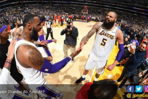 Tyson Chandler Selamatkan LA Lakers 1 Detik Sebelum Buzzer - JPNN.COM