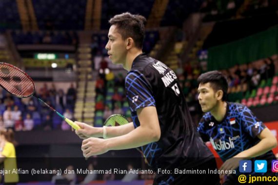 Fajar / Rian dan Hafiz / Gloria ke 16 Besar Hong Kong Open - JPNN.COM