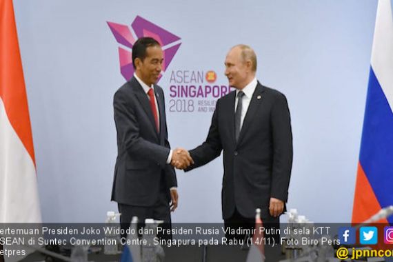 Jokowi-Putin Bahas Peningkatan Kerja Sama di Bidang Ekonomi - JPNN.COM