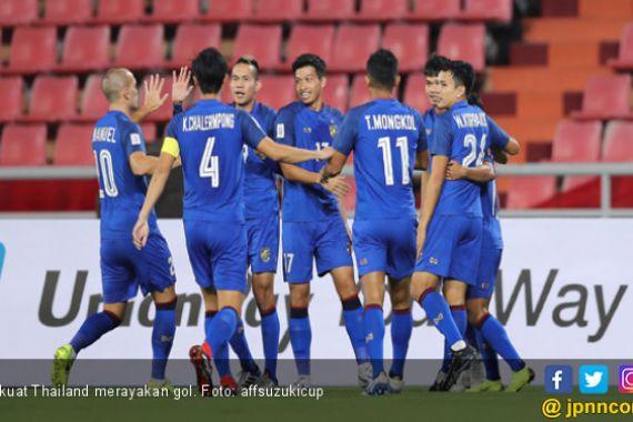 Thailand Gasak Indonesia 4-2, Ada Gol Indah dari Sepak Pojok - JPNN.COM