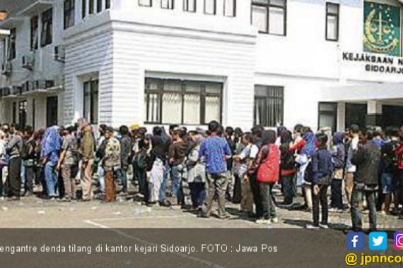Negara Dapat Rp 2,4 Miliar dari Denda Tilang di Surabaya - JPNN.COM