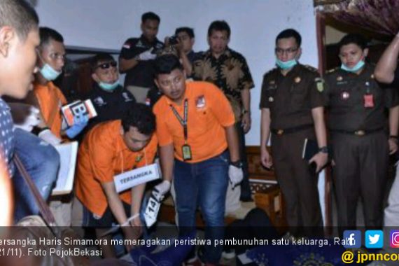 Pembunuhan 1 Keluarga, Haris Peragakan 62 Adegan di 6 Lokasi - JPNN.COM