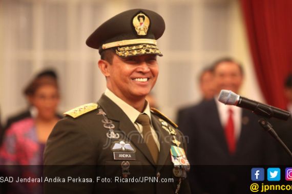 KSAD Jenderal Andika Ungkap Kisah Mengharukan Saat Pimpin Upacara Kenaikan Pangkat Perwira - JPNN.COM