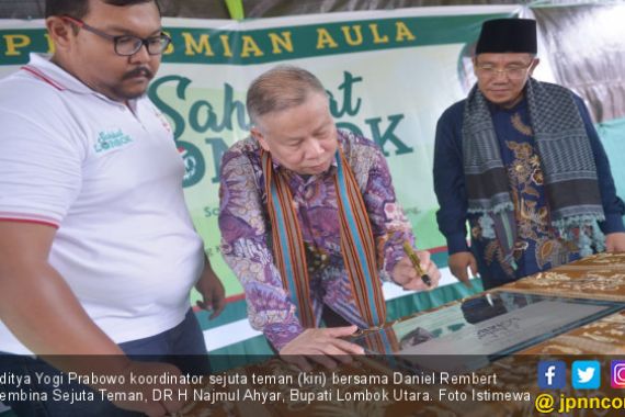 Komunitas Relawan Sejuta Teman Resmikan Aula Sahabat Lombok - JPNN.COM