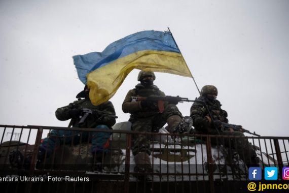 Hari Pertama Invasi Rusia, Militer Ukraina Pamer Keberhasilan - JPNN.COM
