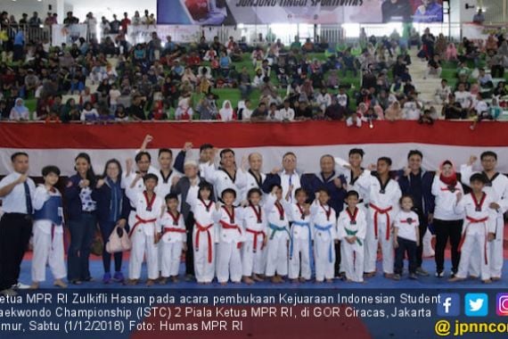 Ketua MPR Membuka Kejuaraan Taekwondo Nasional 2018 - JPNN.COM
