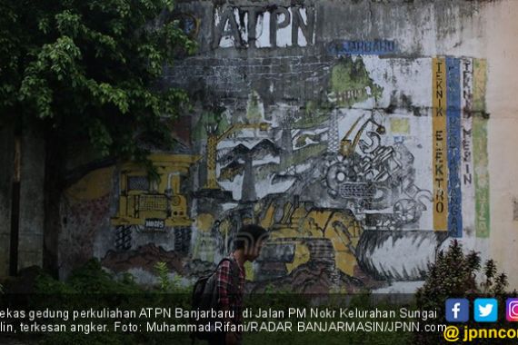 Hantu Cantik Berambut Panjang di Bangunan Bekas Kampus ATPN - JPNN.COM