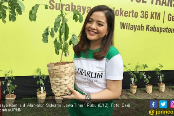 Tasya Kamila Prihatin Banyak Sampah Plastik di Laut - JPNN.COM