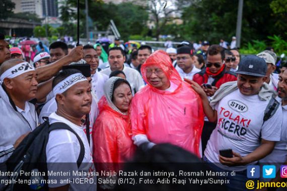 55 Ribu Pribumi Malaysia Ikut Aksi Bela Diskriminasi Rasial - JPNN.COM
