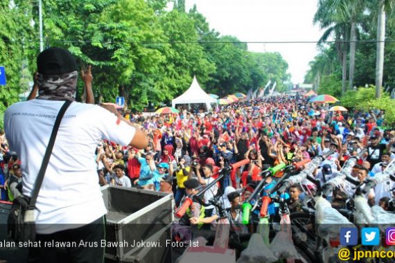 15 Ribu Warga Bojonegoro Hadiri Jalan Sehat Relawan Jokowi - JPNN.COM